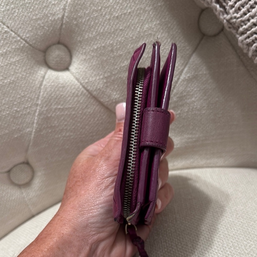*RARE* Purple Bottega Vaneta Leather Wallet - Picture 4 of 10